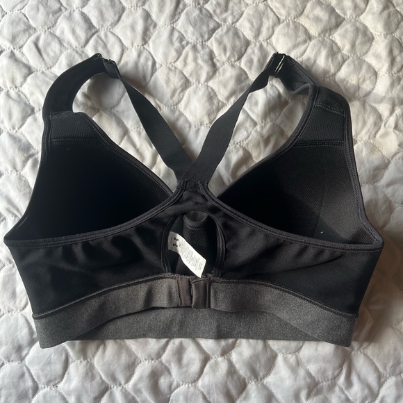 Under Armour Fitted Sports Bra Crossback - Picture 4 of 9